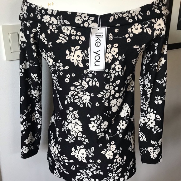 NEW ! Like You Off Shoulder Top - Size 42 - Picture 5 of 6